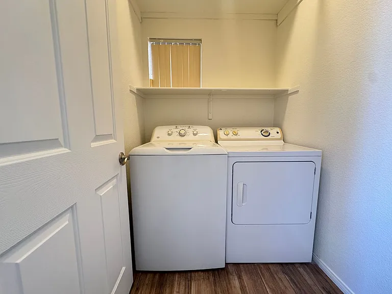 1078 Country Skies Ave — Photo 9