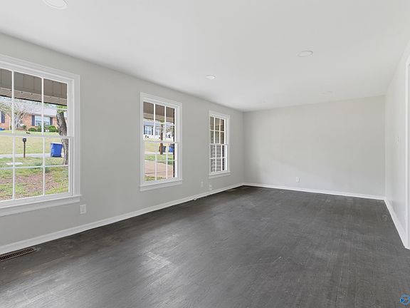 5th image of 69 E Lakeside Dr