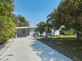 1923 Harbor Ln, Naples, FL 34104