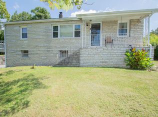 927 S 13th St, La Follette, TN 37766