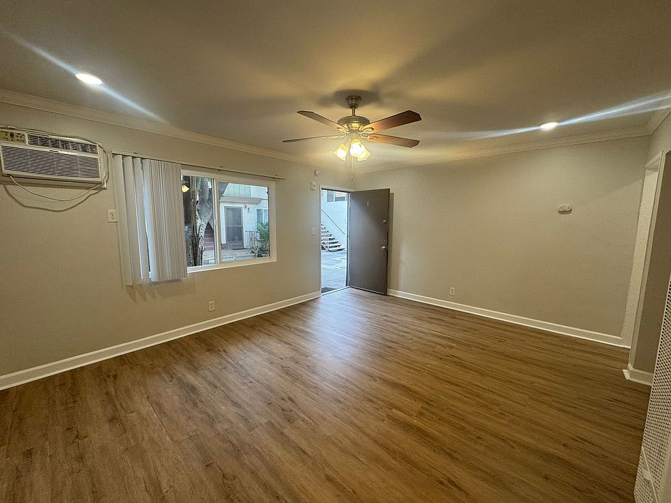 1st image of 151 S Oxford Ave #7