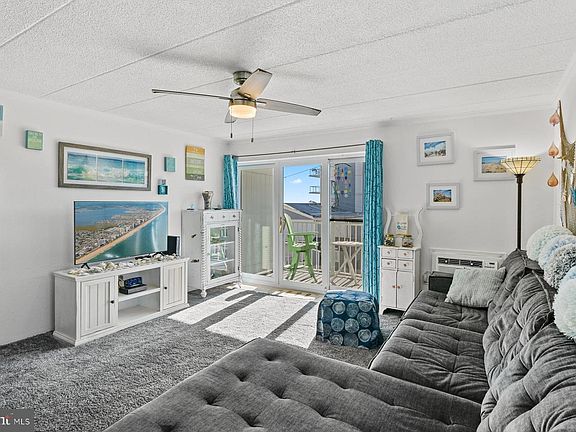 5th image of 4 93rd St Unit 301