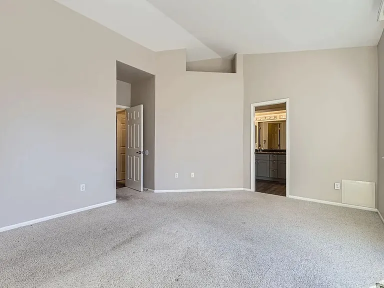 12621 S Beaver Creek Ct — Photo 13