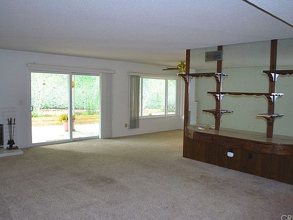 4th image of 19842 Avenue Of The Oaks