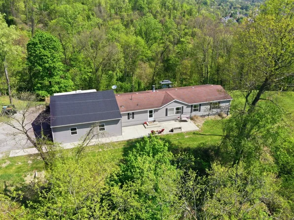 57589 Patty Mine Rd, Martins Ferry, OH 43935