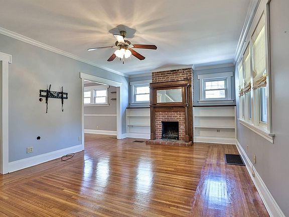 4th image of 2784 Sarita Pl