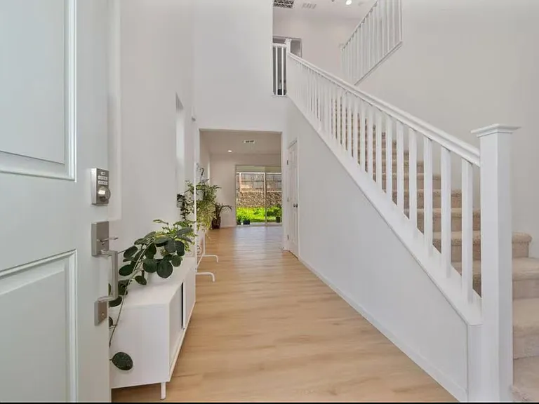 4317 Lace Fern St — Photo 2