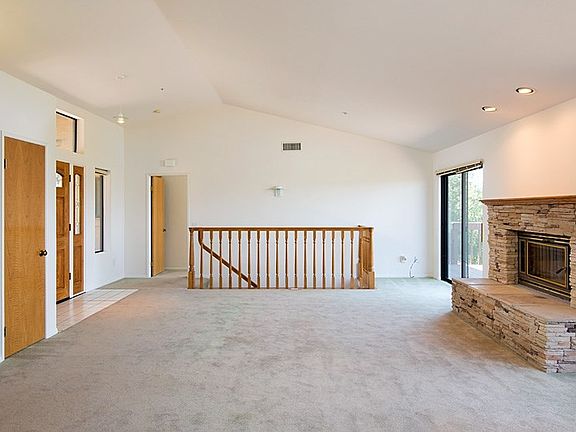 5th image of 3242 Black Oak Ln