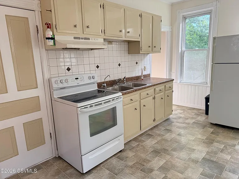144 D & H Ave — Photo 6