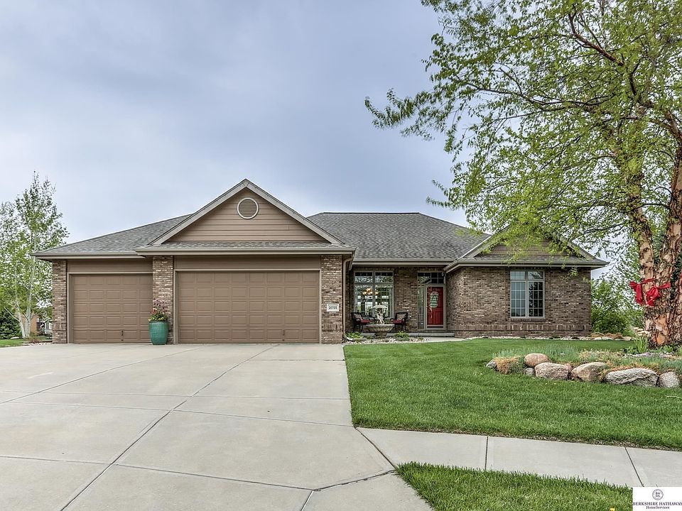 1st image of 20705 Meredith Cir