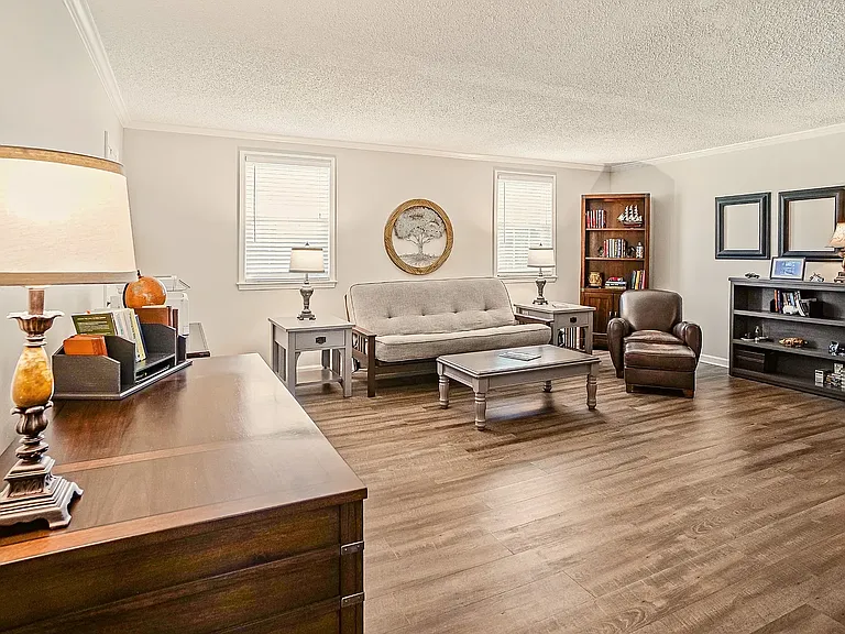 1301 Neelys Bend Rd #B14 — Photo 6