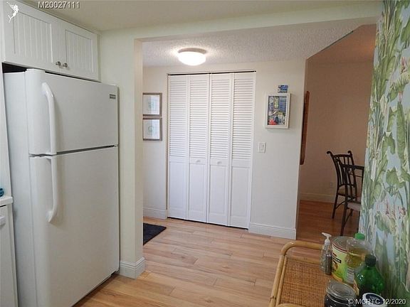4th image of 2950 SE Ocean Blvd APT 135-6