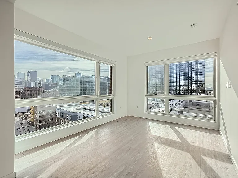 2059 19th St - Web Quality - 014 - 43 Apartment 3 1001