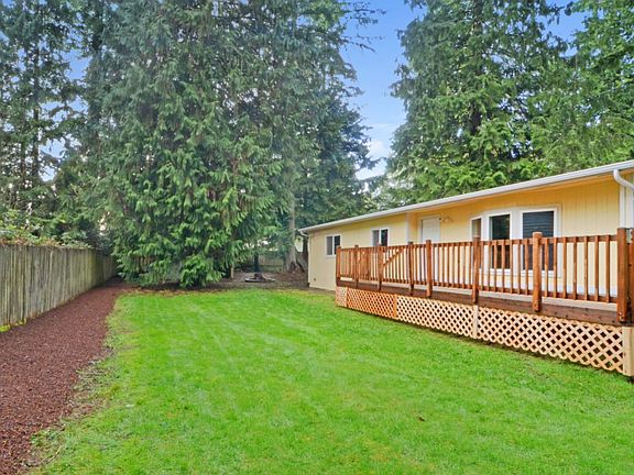 2nd image of 22275 Sunridge Way NE