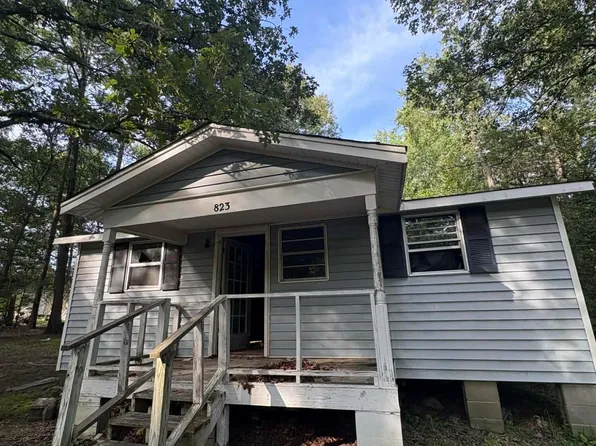 823 Mays Chapel Rd, Bear Creek, NC 27207