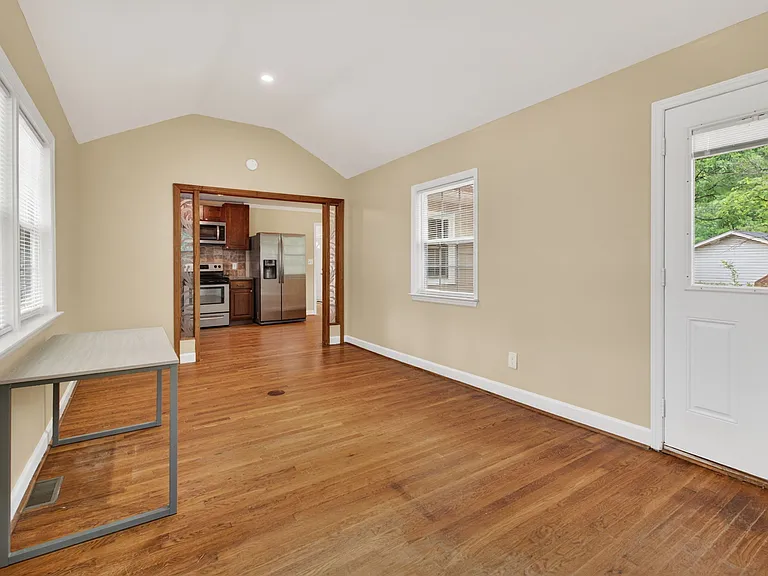 3107 Beaconwood Dr — Photo 16