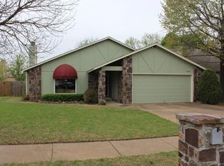 9218 E 98th St S, Tulsa, OK 74133