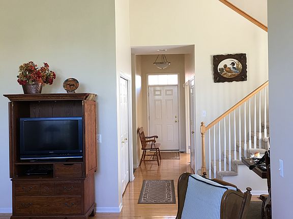 5th image of 24038 Juniper Dr