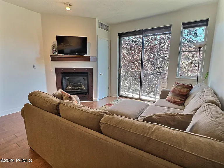 1364 W Stillwater Dr #2053 — Photo 15
