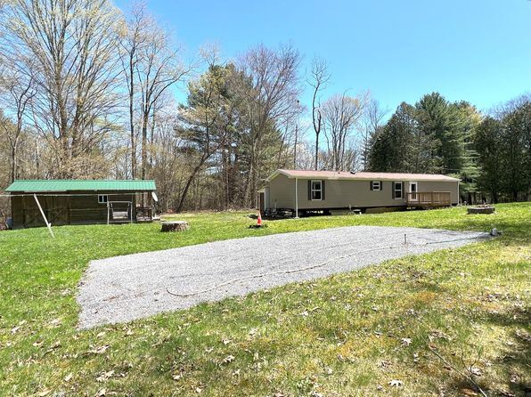 1436 Blue Ridge Rd, Clarington, PA 15828