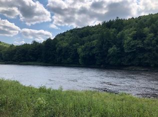 7 River Ln, Leeper, PA 16233
