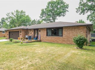3000 Holly Ln, Westlake, OH 44145
