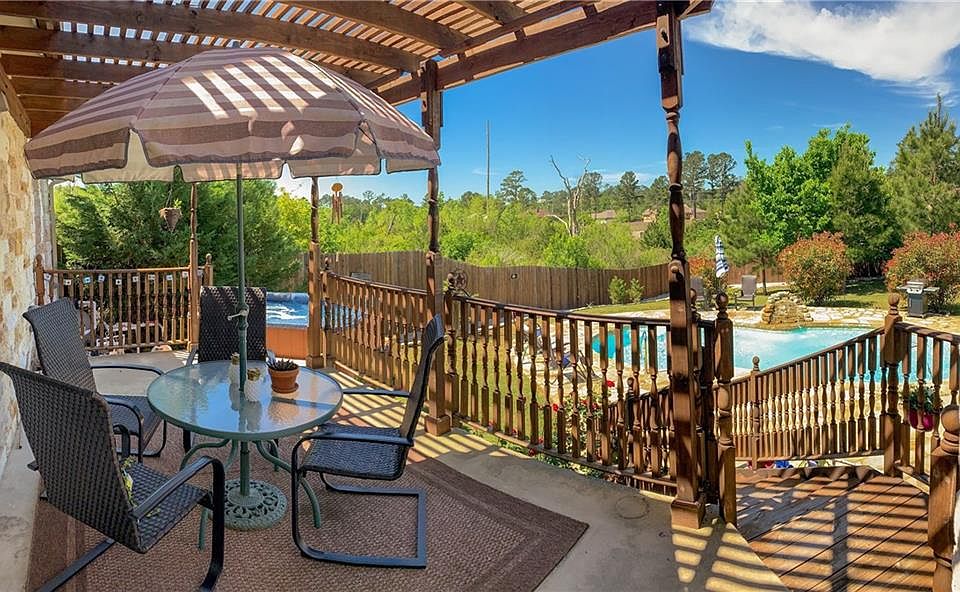 1st image of 150 Manawianui Dr