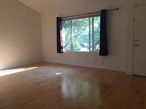 5th image of 1246 Thornmill Way