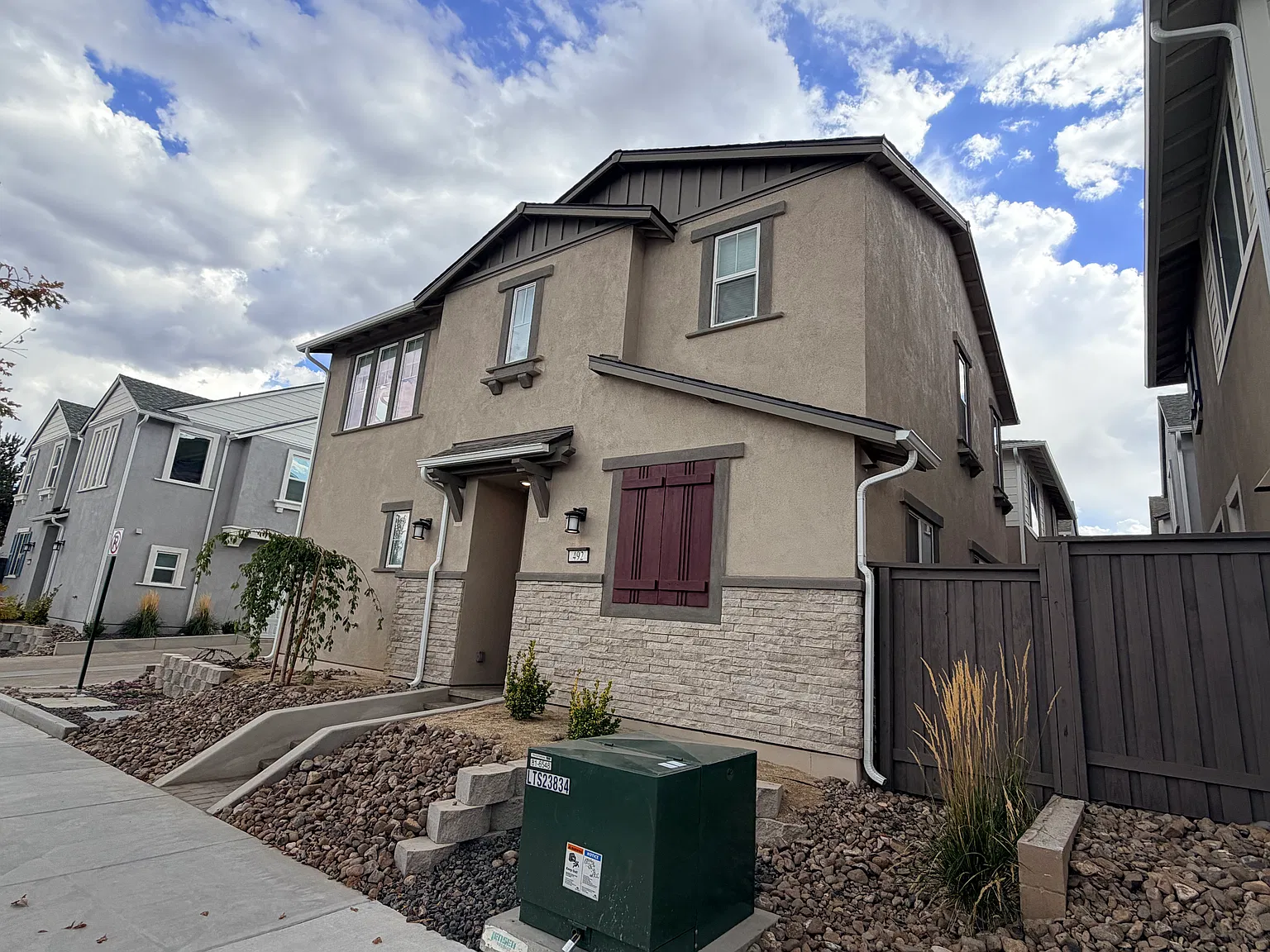 3 bed, 2.5 bath, 1685 sqft, $3,000 — Photo 4