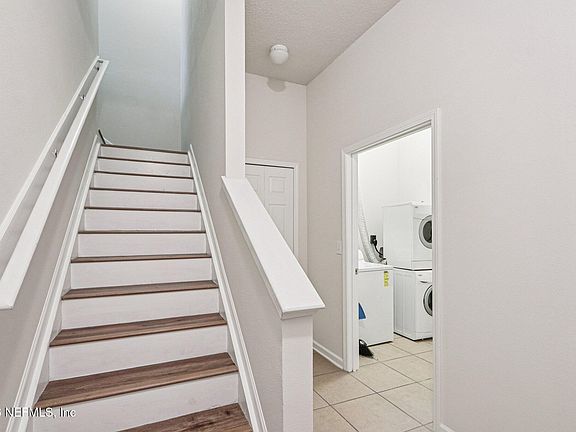 5th image of 7062 SNOWY CANYON Drive #112