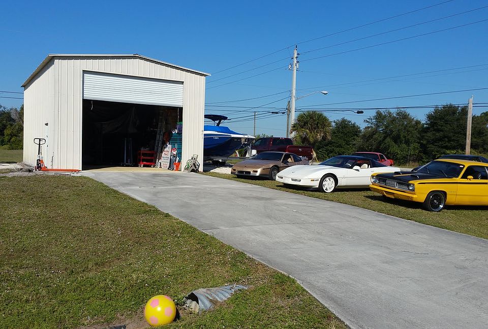 1st image of 801 SW Haas Ave