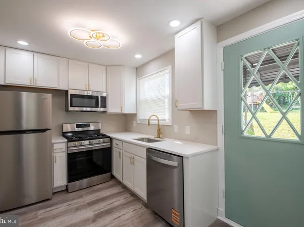 3810 N Rogers Ave, Baltimore, MD 21207