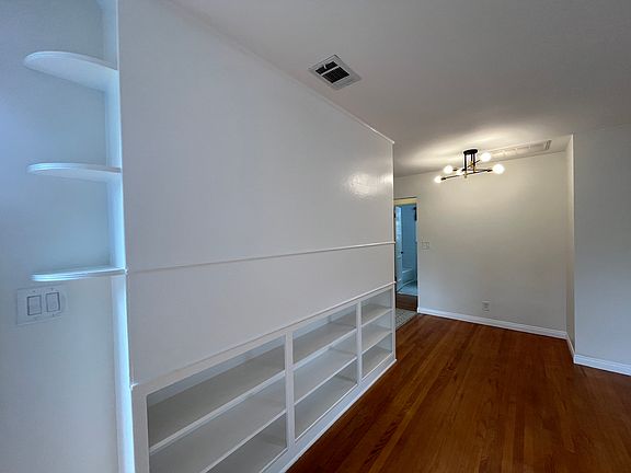 3rd image of 1503 N Grand Oaks Ave #1/2