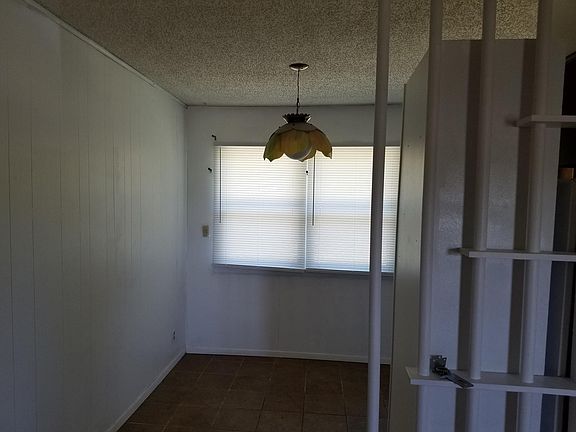 5th image of 2548 A And M Ave