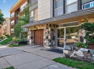821 Douglas Ave APT 204, Minneapolis, MN 55403