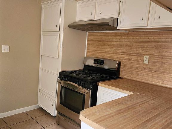 5th image of 11410 Spring Grove Dr