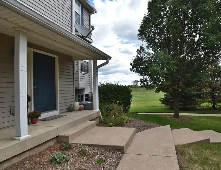 1299 Chestnut Ln — Photo 28
