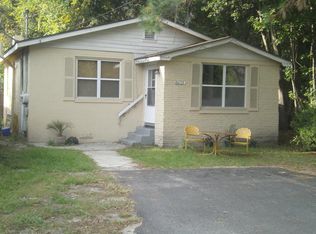 8407 Elmhurst Rd, Savannah, GA 31406