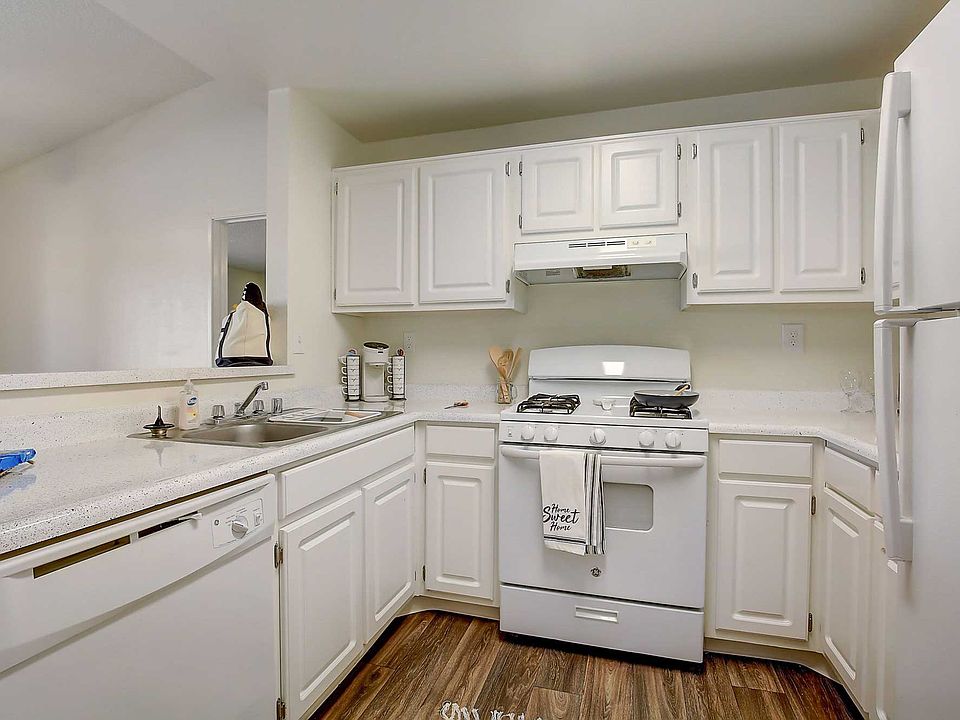 1st image of 122 Jessup Rd APT 4206