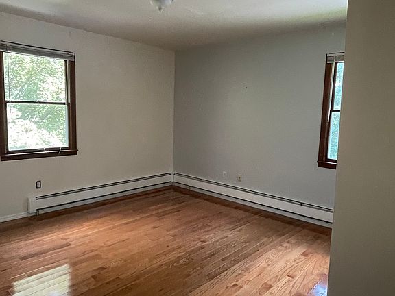 5th image of 2907 Lexington Ave Floor 2