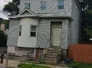 32 Gordon St, Staten Island, NY 10304