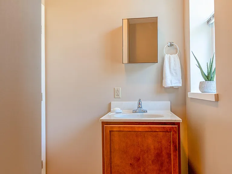 1320 Hillcrest Rd #3 — Photo 13