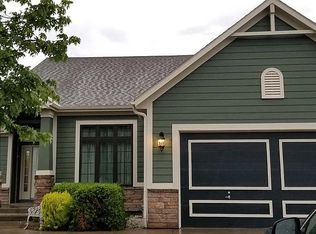 21740 W Summer St, Spring Hill, KS 66083