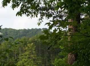 5 Crews Cove Rd, Murphy, NC 28906