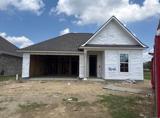 37422 Cattle, Prairieville, LA 70769