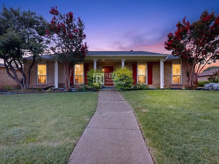 4548 Newcombe Dr — Photo 1