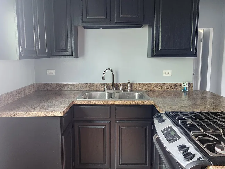 2044 High St #2 — Photo 4