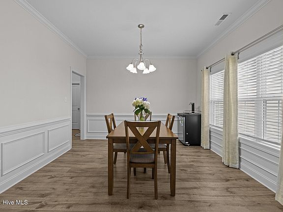 4th image of 1015 Marlin Boulevard