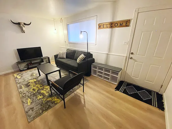 211 University Dr, Colorado Springs, CO