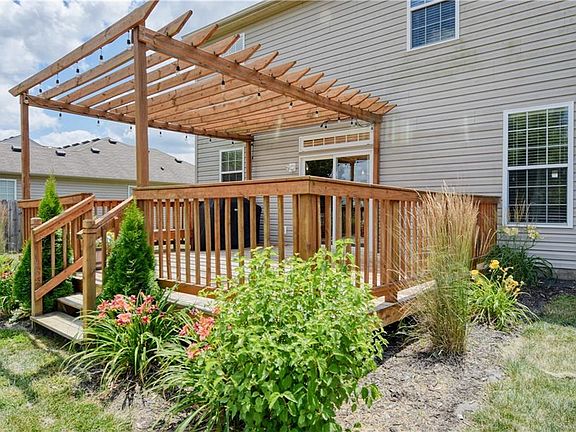 3rd image of 1702 Chatham Pl